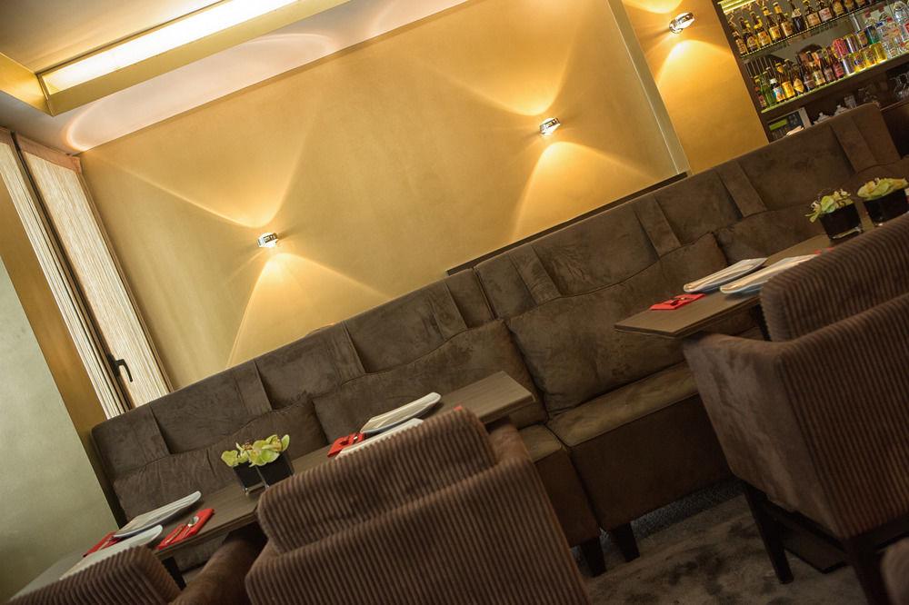 Hotel The Neufchatel Saint-Gilles Ngoại thất bức ảnh