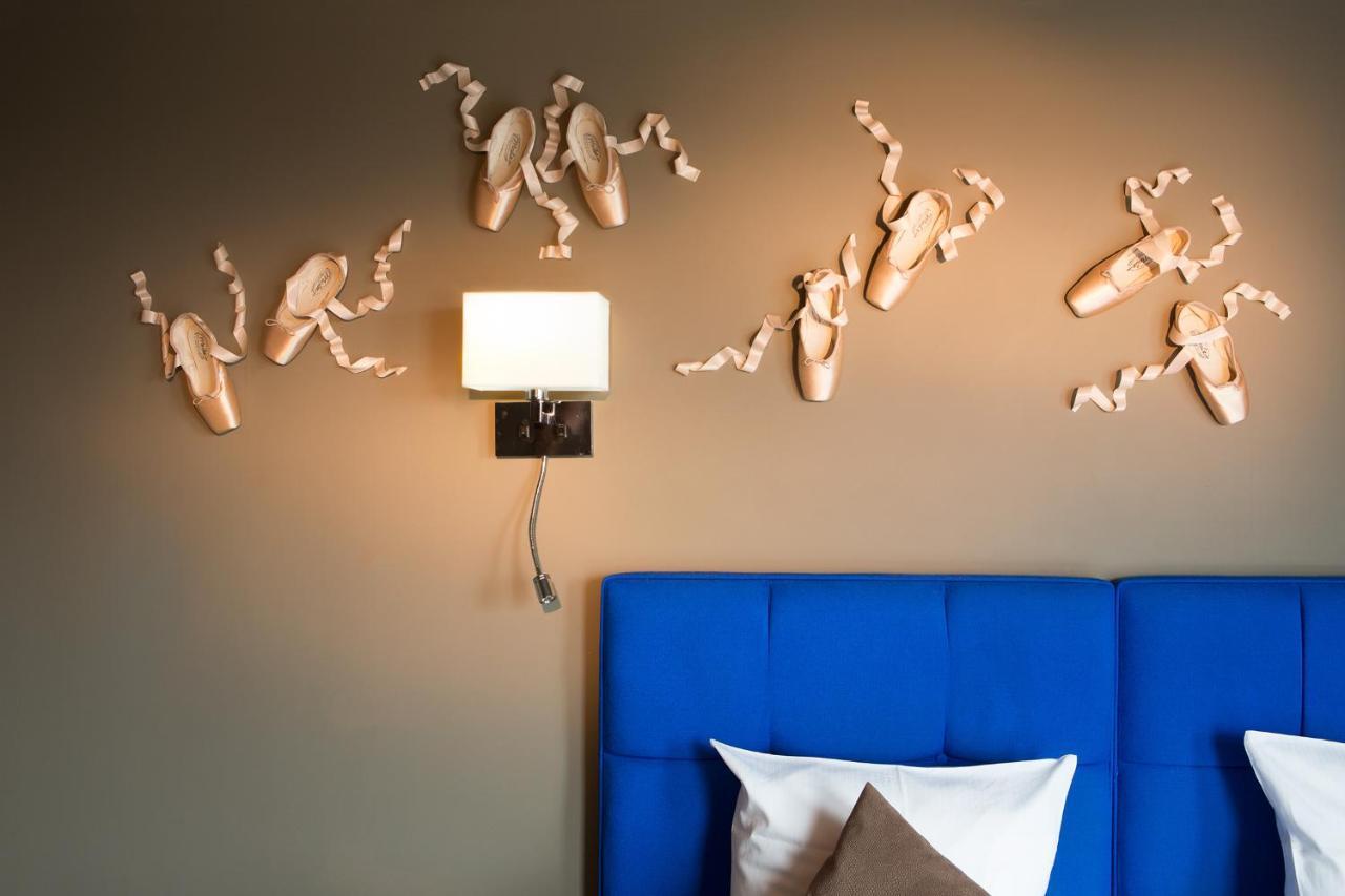 Hotel The Neufchatel Saint-Gilles Ngoại thất bức ảnh